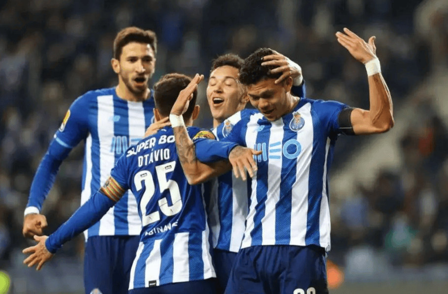 九游体育官网-包含加时末段体能课后，波尔图刷新队史纪录备战葡超，赛场秩序良好，年轻球员得到机会的词条-九游体育官网